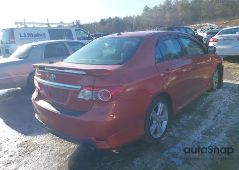 2013 Toyota Corolla S Special Edition z USA, uszkodzony, nr VIN 2T1BU4EE6DC066363